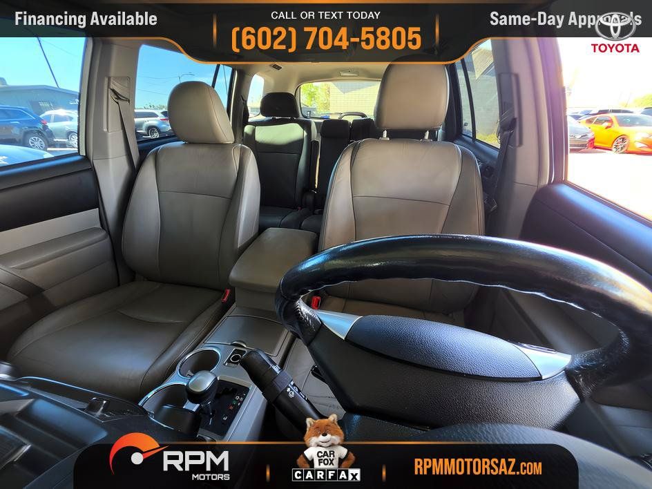 Used 2013 Toyota Highlander SE AWD/4WD image 7