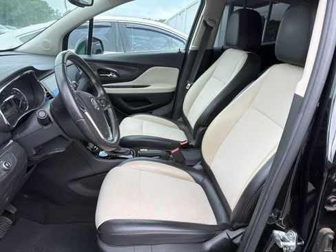 Used 2018 Buick Encore Preferred FWD image 3
