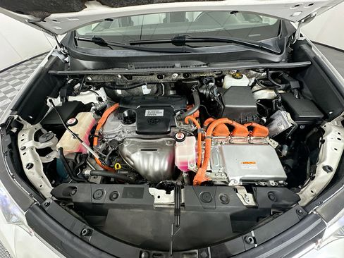 Used 2017 Toyota RAV4 Limited image 33