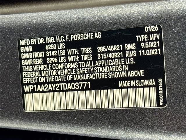 Used 2026 Porsche Cayenne AWD/4WD image 26
