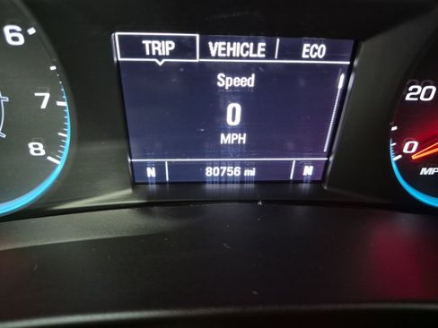 Used 2020 Chevrolet Equinox LS w/ LS Convenience Package FWD image 19