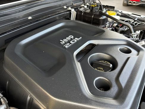 Used 2021 Jeep Wrangler Sport image 14