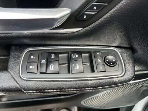 Used 2020 RAM 1500 Laramie w/ Sport Appearance Package AWD/4WD image 12