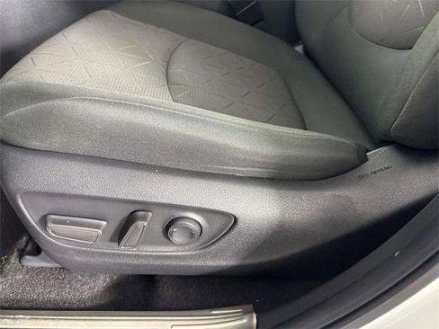 Used 2023 Toyota RAV4 XLE image 13