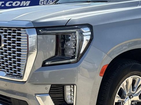 Used 2024 GMC Yukon Denali RWD image 2