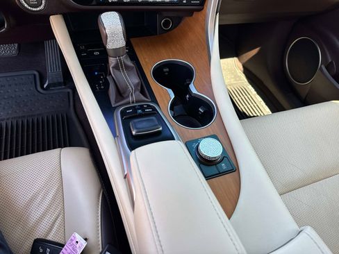 Used 2018 Lexus RX 350 FWD w/ Premium Package image 27