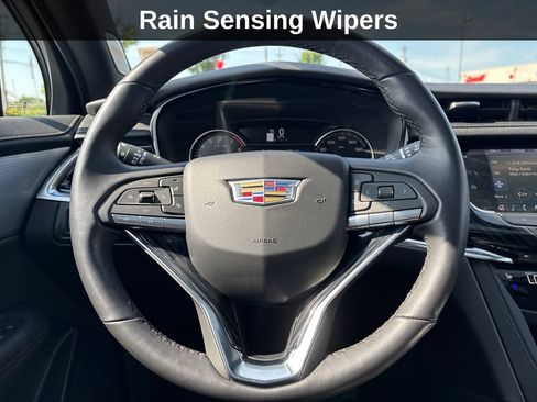 Used 2024 Cadillac XT6 Premium Luxury AWD/4WD image 19