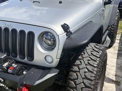 Used 2012 Jeep Wrangler Sport w/ Connectivity Group AWD/4WD image 6