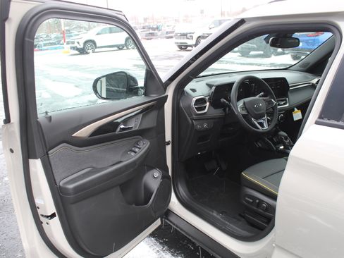 New 2026 Chevrolet TrailBlazer ACTIV w/ Convenience Package image 9