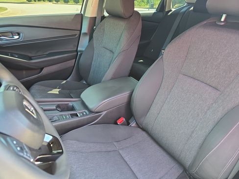Used 2025 Honda Accord SE image 13