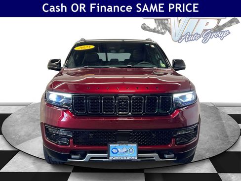 Used 2025 Jeep Wagoneer Series II AWD/4WD image 2