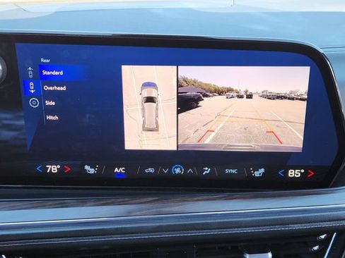 Used 2025 Chevrolet Tahoe Z71 image 17