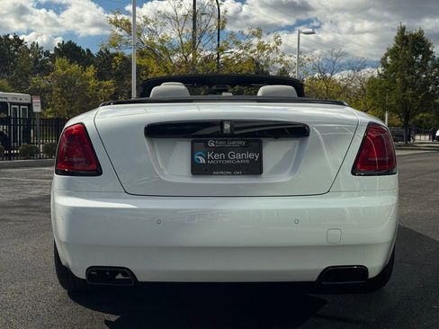 Used 2018 Rolls-Royce Dawn image 6