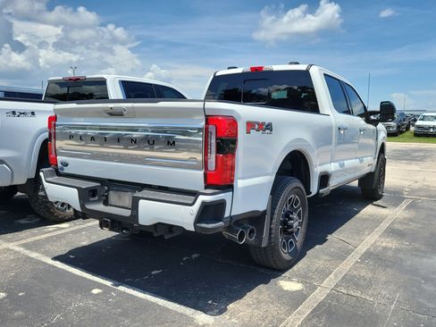 Used 2024 Ford F250 Platinum w/ FX4 Off-Road Package AWD/4WD image 5