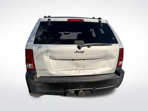 Used 2006 Jeep Grand Cherokee Laredo w/ Cargo Convenience Group image 7