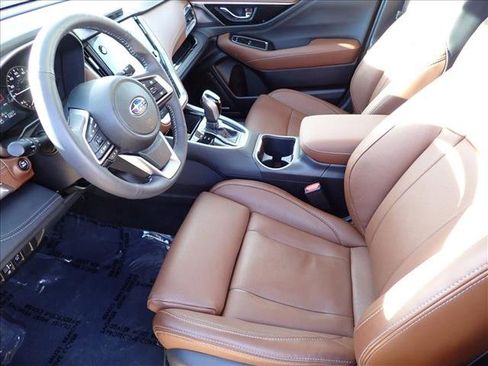 Used 2025 Subaru Outback Touring image 12