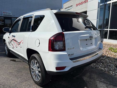 Used 2017 Jeep Compass High Altitude AWD/4WD image 4