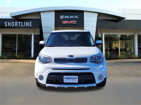 Used 2018 Kia Soul + image 8