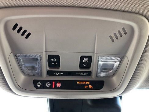 Used 2024 Chevrolet Malibu LT FWD image 21