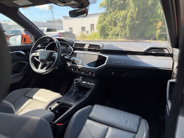 Used 2019 Audi Q3 2.0T Premium Plus AWD/4WD image 18