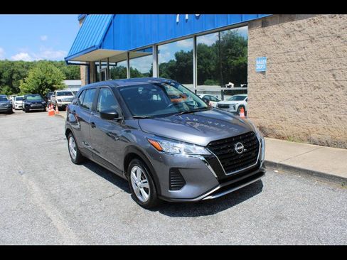 Used 2023 Nissan Kicks S FWD image 1
