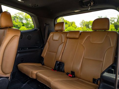 Used 2020 Kia Telluride SX w/ Towing Package AWD/4WD image 21