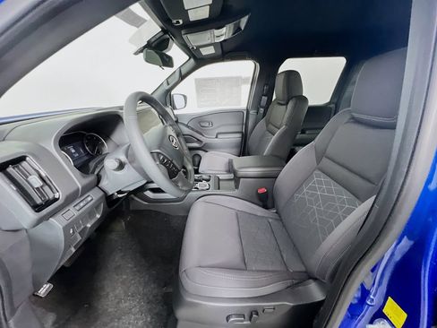 New 2026 Nissan Frontier SV AWD/4WD image 16