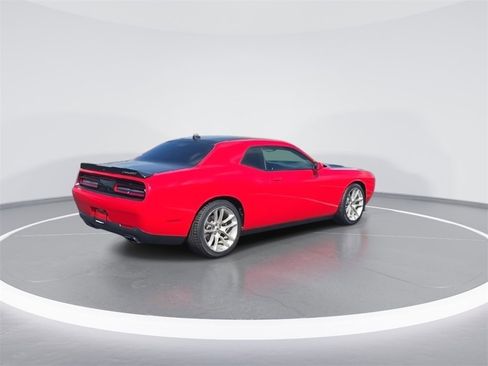 Used 2020 Dodge Challenger GT image 8