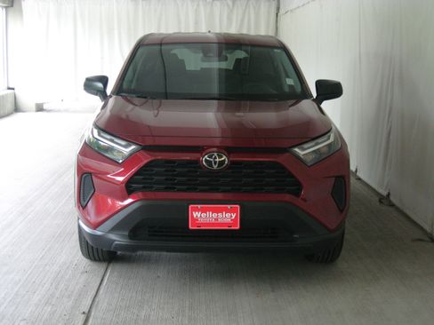 Used 2023 Toyota RAV4 LE image 3