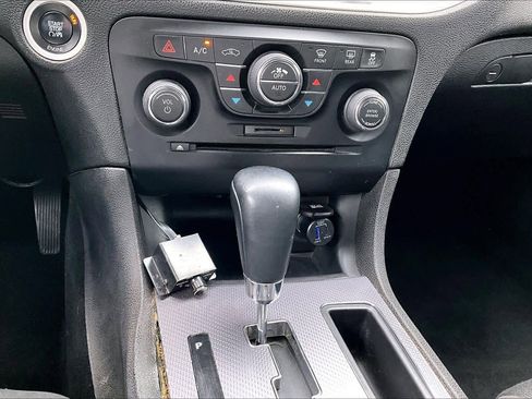 Used 2014 Dodge Charger R/T RWD image 32