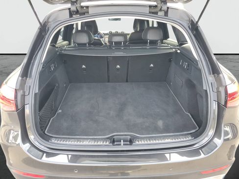 Used 2023 Mercedes-Benz GLC 300 4MATIC image 9