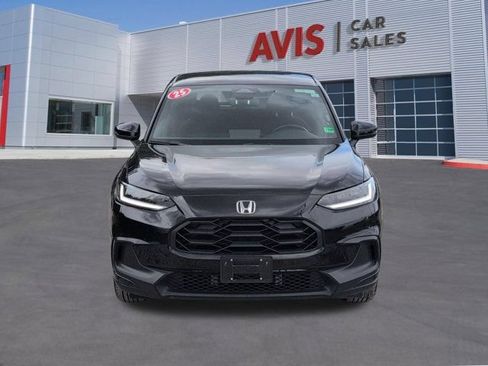 Used 2025 Honda HR-V Sport image 2