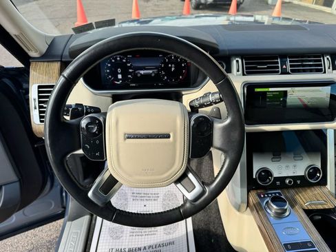 Used 2019 Land Rover Range Rover Supercharged image 18