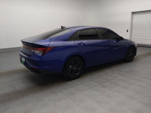 Used 2021 Hyundai Elantra SEL w/ Convenience Package FWD image 10