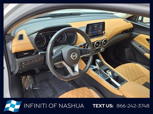 Used 2023 Nissan Sentra SV w/ SV Premium Package FWD image 5