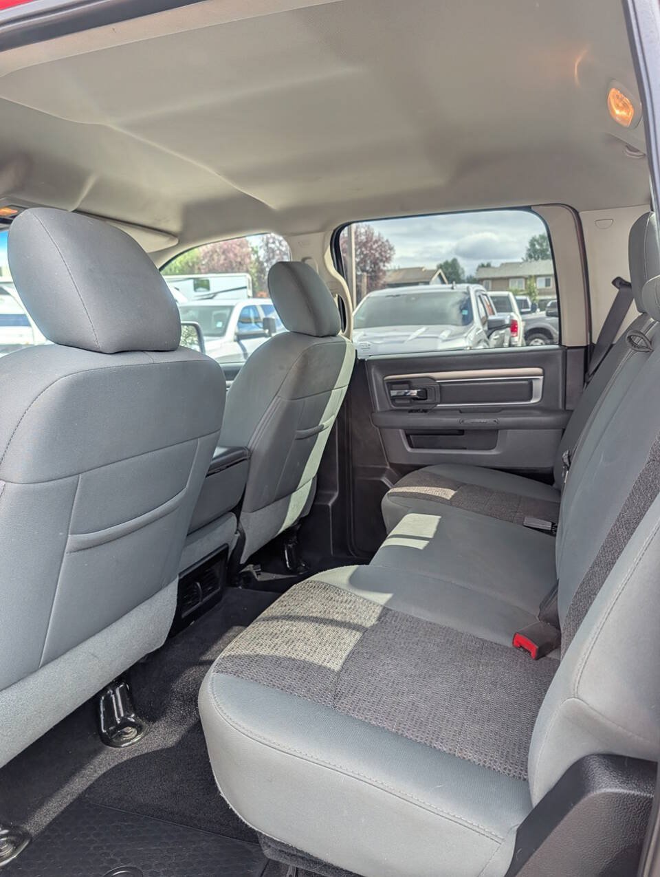 Used 2016 RAM 1500 Classic SLT w/ Luxury Group AWD/4WD image 30