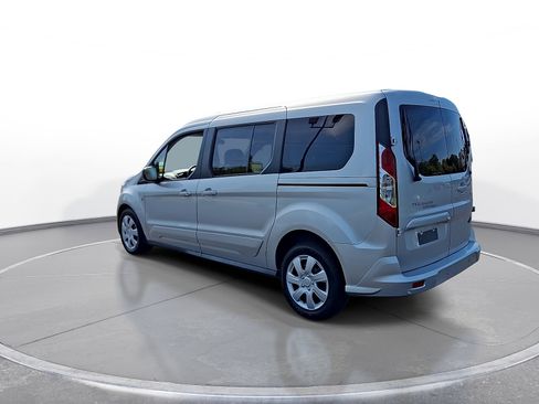 Used 2022 Ford Transit Connect XLT FWD image 6