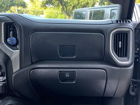 Used 2021 GMC Sierra 1500 Denali w/ Denali Premium Package image 27