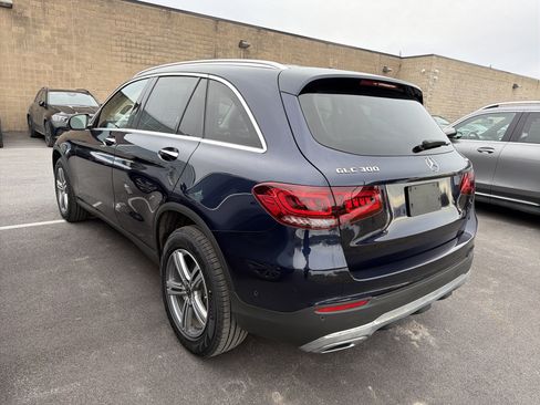 Used 2022 Mercedes-Benz GLC 300 4MATIC image 4