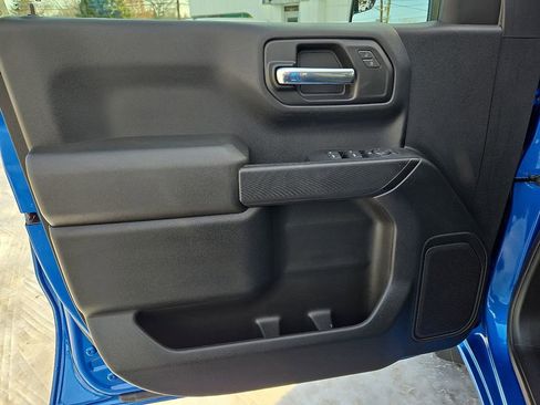 Used 2022 Chevrolet Silverado 1500 Custom image 18