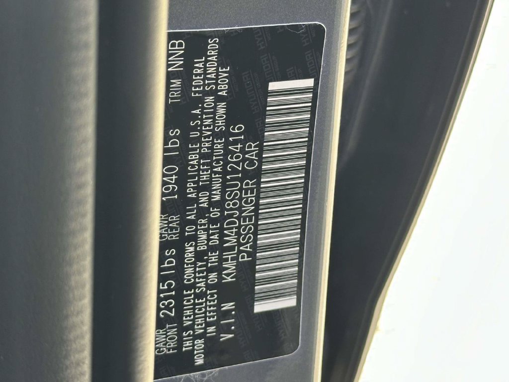 Used 2025 Hyundai Elantra SEL FWD image 26