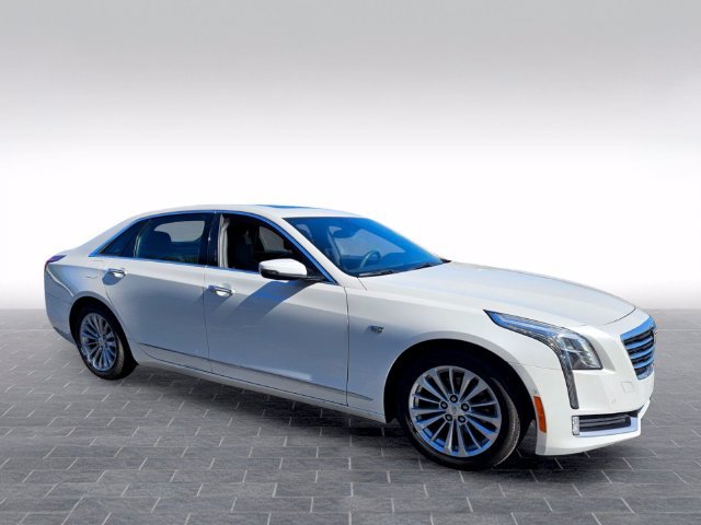 Used 2018 Cadillac CT6 Luxury RWD image 3