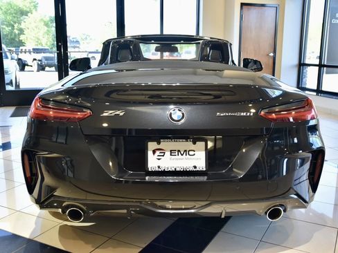 Used 2026 BMW Z4 sDrive30i RWD image 9