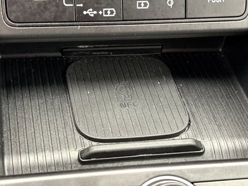 Used 2024 Hyundai Kona SEL w/ Convenience Package image 17