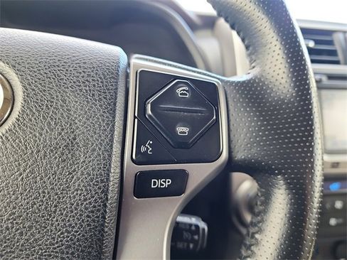 Used 2015 Toyota 4Runner Limited image 27