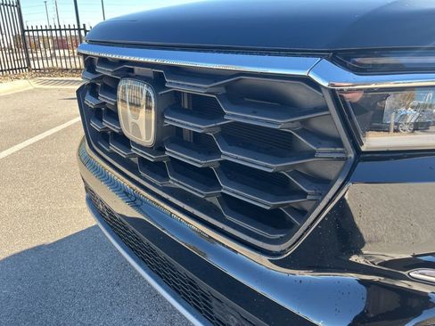 Used 2023 Honda Pilot EX-L image 14