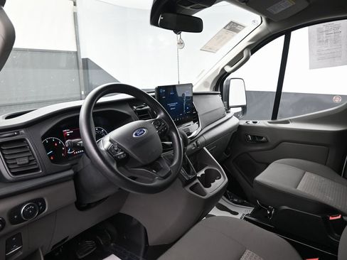 Used 2024 Ford Transit 350 XLT image 15