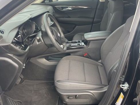 Used 2023 Buick Envision Preferred image 9