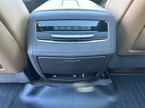 Used 2024 Cadillac Escalade ESV Premium Luxury w/ Performance Package image 22