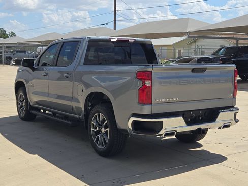 Certified 2025 Chevrolet Silverado 1500 LT w/ Z71 Off-Road Package AWD/4WD image 5
